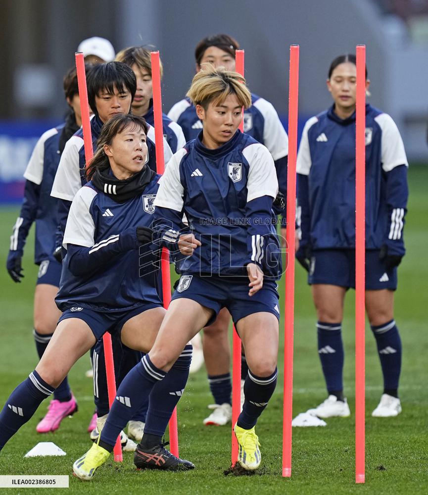 Football: Olympic women's qualifier