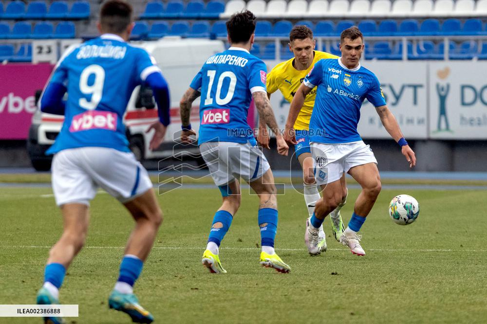 Metalist 1925 2-4 Dynamo