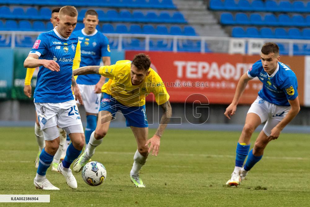 Metalist 1925 2-4 Dynamo