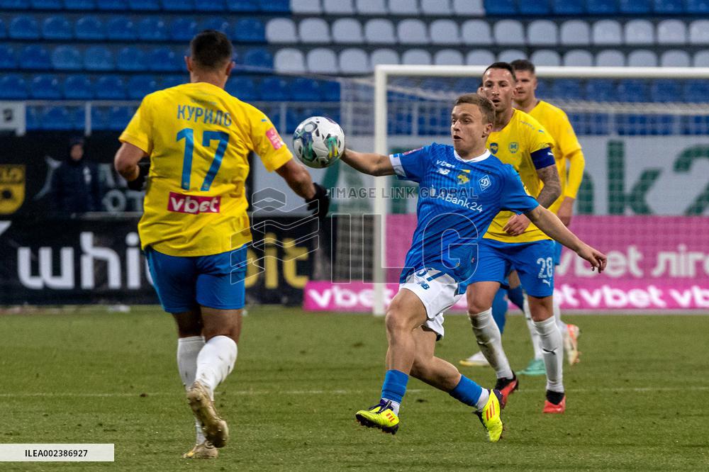 Metalist 1925 2-4 Dynamo