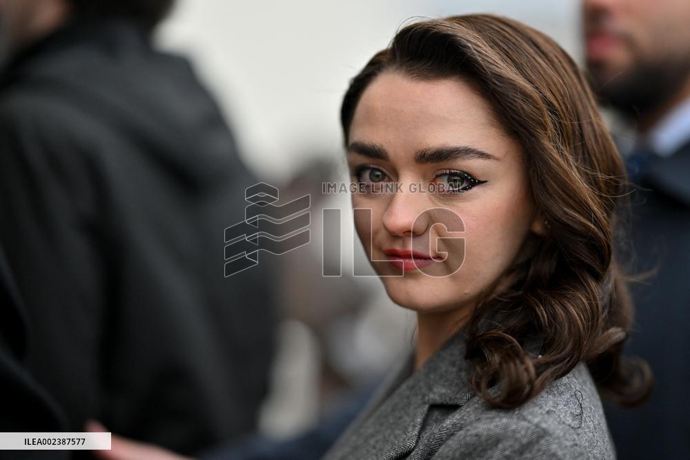 PFW Dior Outside Arrivals