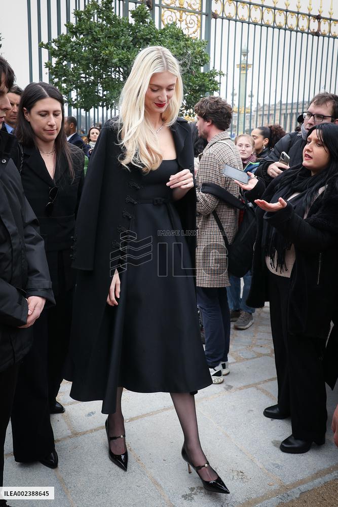 PFW - Christian Dior - Arrivals - Paris Fashion Week - Womenswear Fall/Winter 2024-2025 NB
