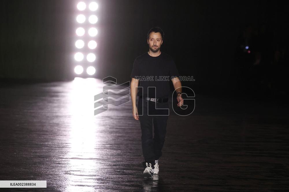 PFW - Saint Laurent Runway