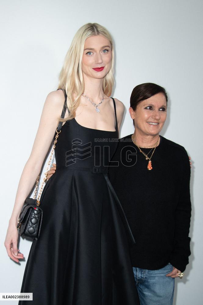 PFW Dior Greetings Backstage