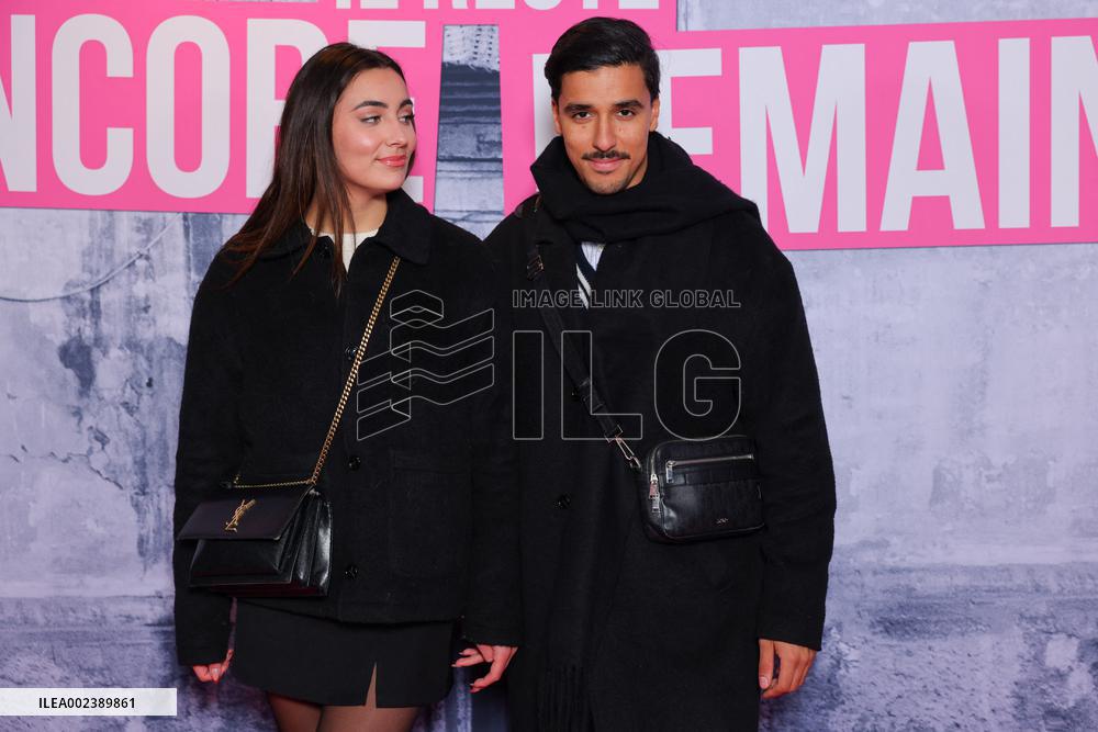 Il Reste Encore Demain Premiere - Paris