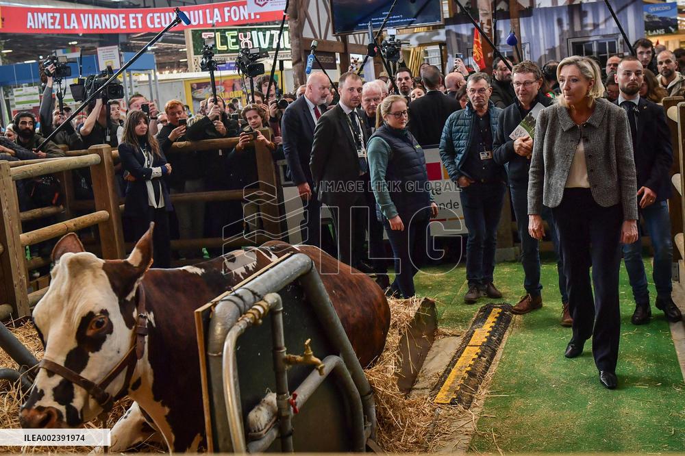 Marine Le Pen Visits The Agricultural Fair - Paris