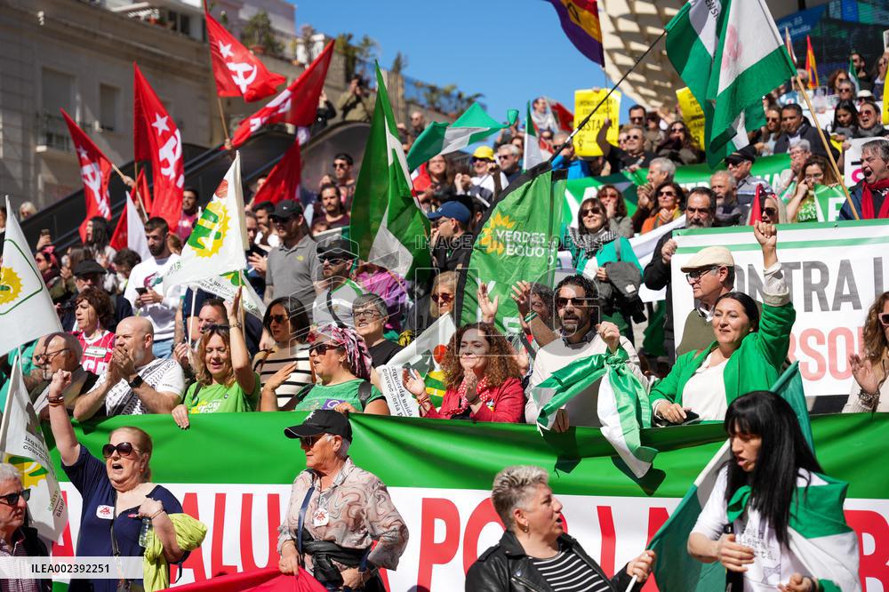 Unions  Demonstrate Against Reductions In Public Services - Seville