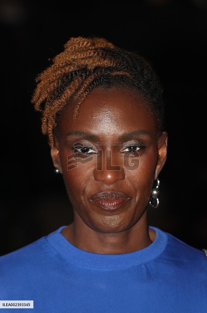 PFW - Acne Studios Womenswear Fall/Winter 2024-2025 - Arrivals NB