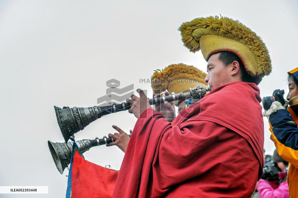 Buddhist festival at Langmu Temple in Gannan