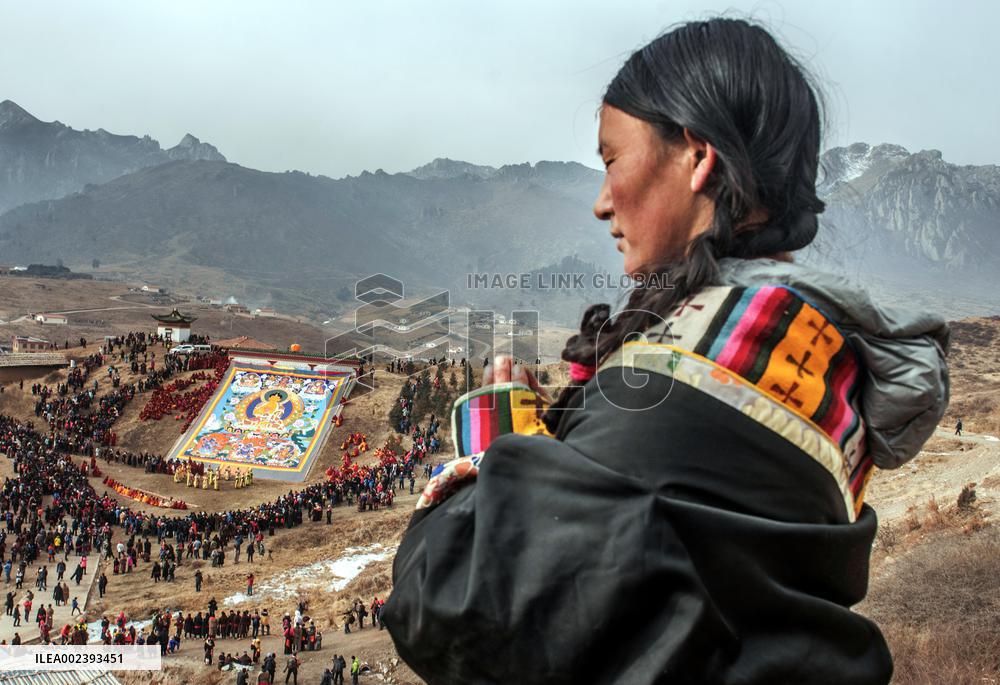 Buddhist festival at Langmu Temple in Gannan
