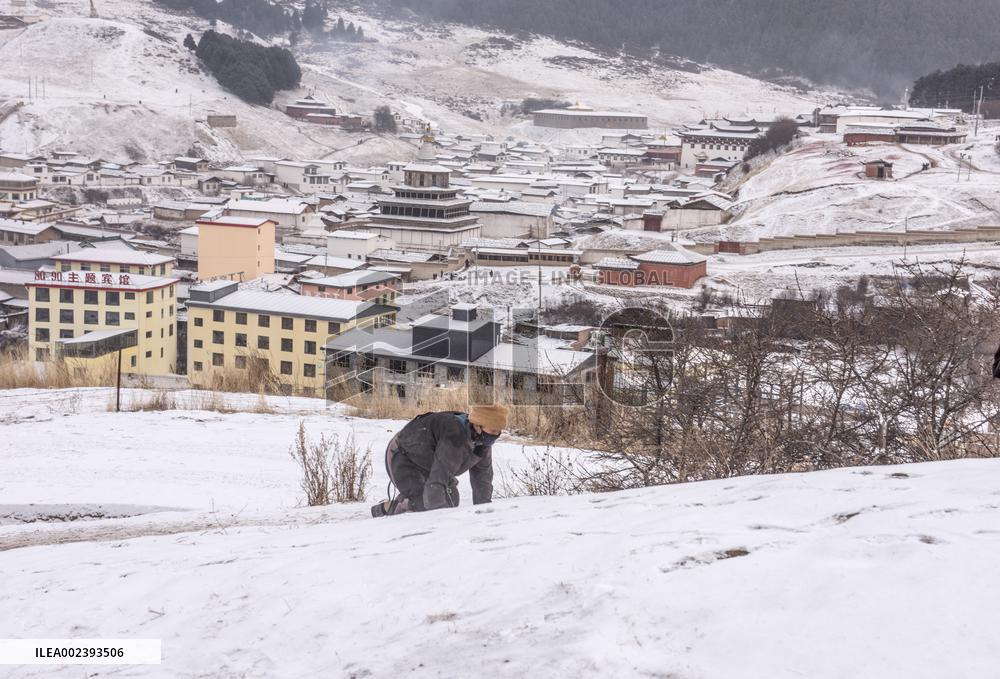 Langmu Temple Snow Scenery in Gannan