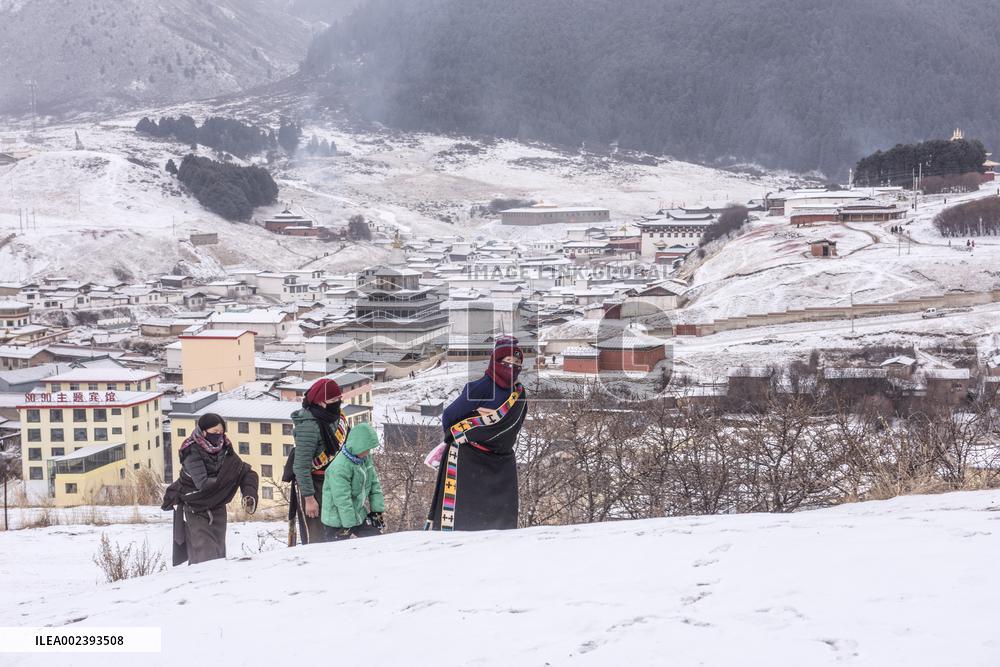 Langmu Temple Snow Scenery in Gannan