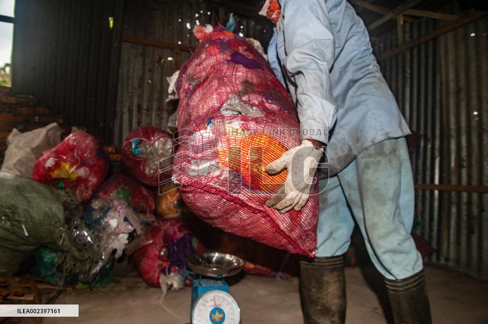 Transformation Of Plastic Into Energy - Indonesia