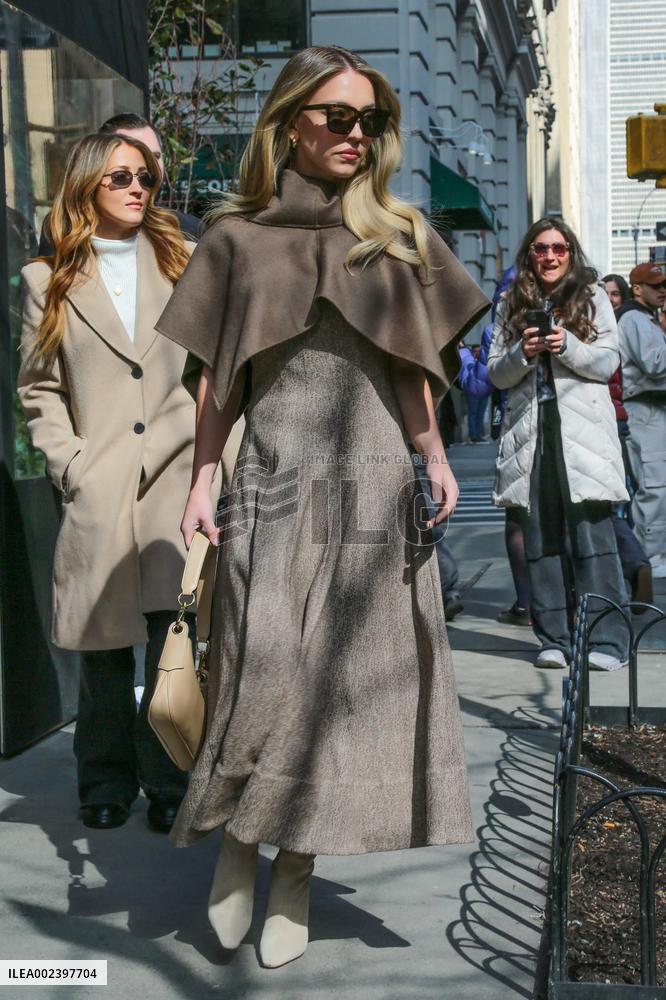 Sydney Sweeney Out - NYC