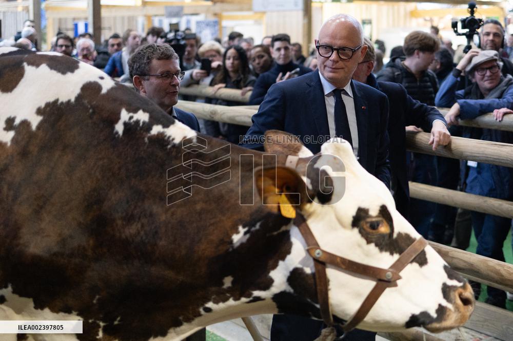 Edouard Philippe visits the 60th International Agriculture Fair - Paris