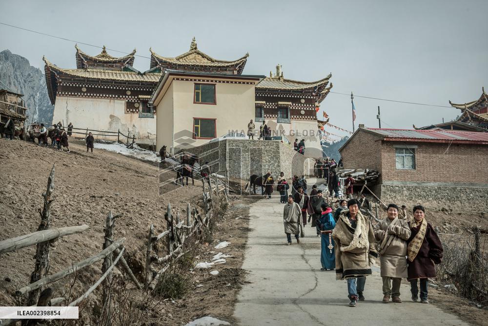 Life of the Tibetans in Zhagana