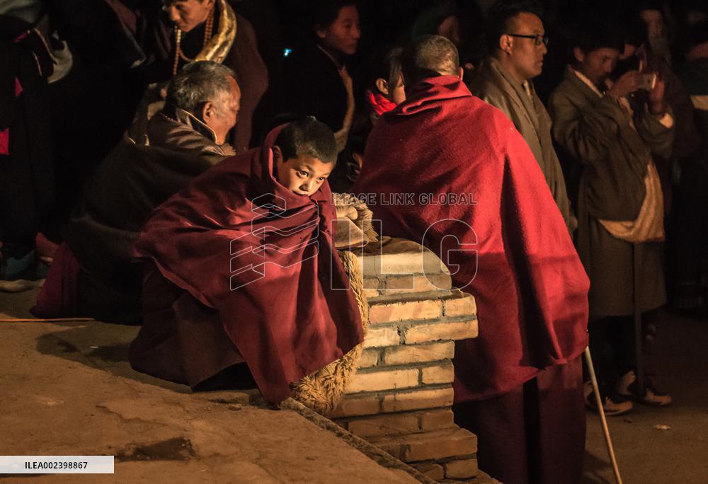 Buddhist ceremony in Zhagana