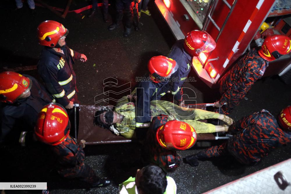 At Least 43 Dead In Building Blaze - Dhaka