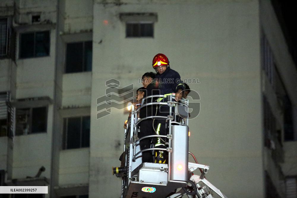 At Least 43 Dead In Building Blaze - Dhaka