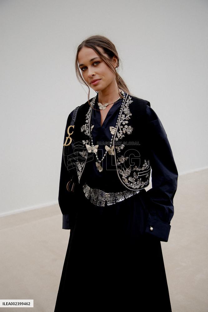 PFW - Christian Dior Street Style