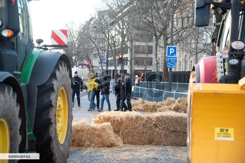Farmers Block The Champs Elysees - Paris