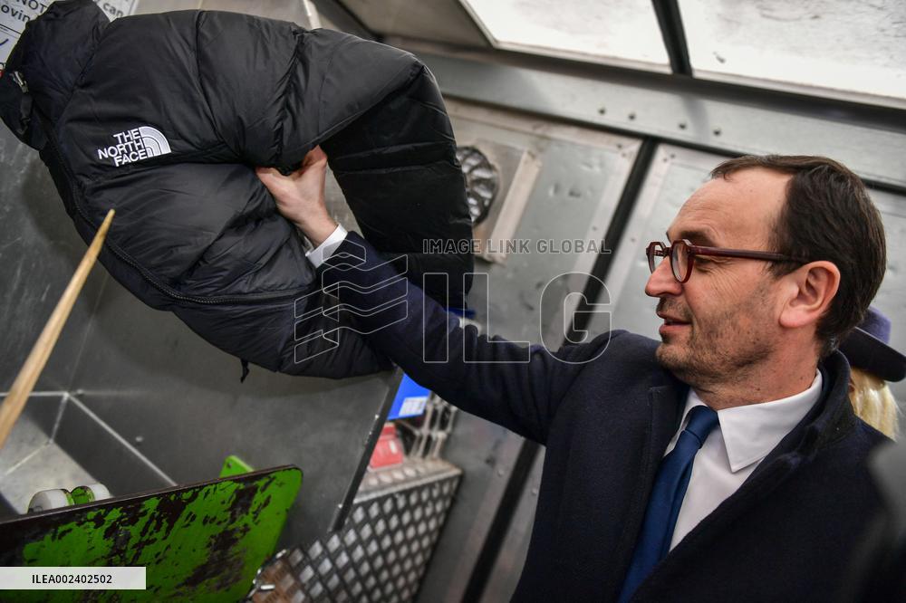 Thomas Cazenave Visits The Interior Surveillance Brigade - Aulnay-Sous-Bois