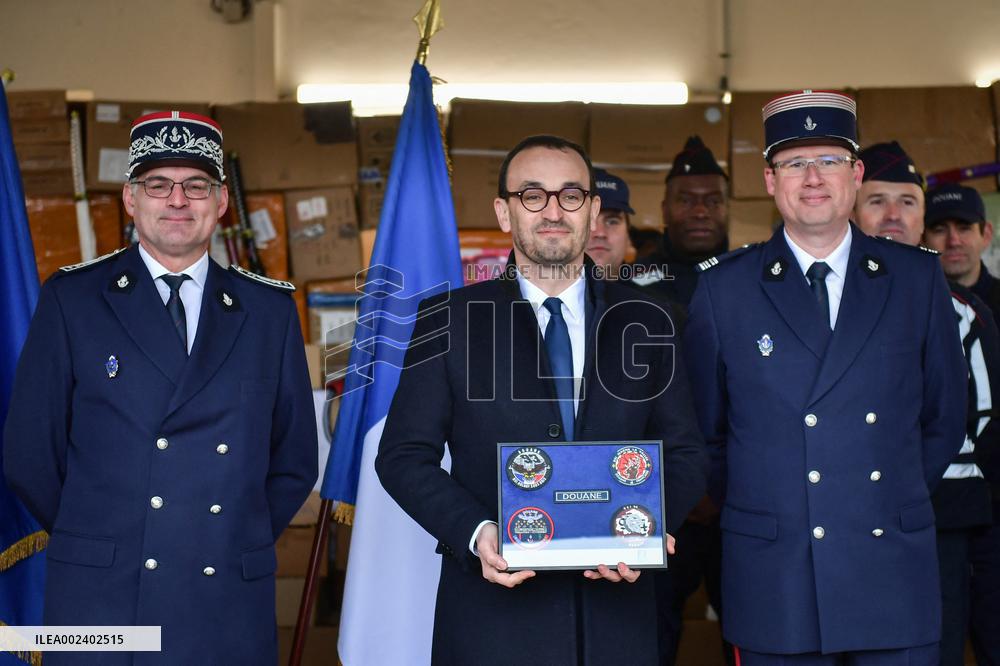 Thomas Cazenave Visits The Interior Surveillance Brigade - Aulnay-Sous-Bois