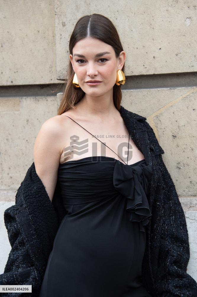 PFW Giambattista Valli Arrivals