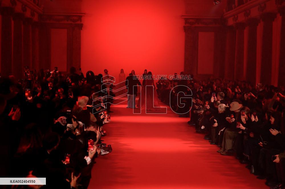 PFW - Vetements Runway