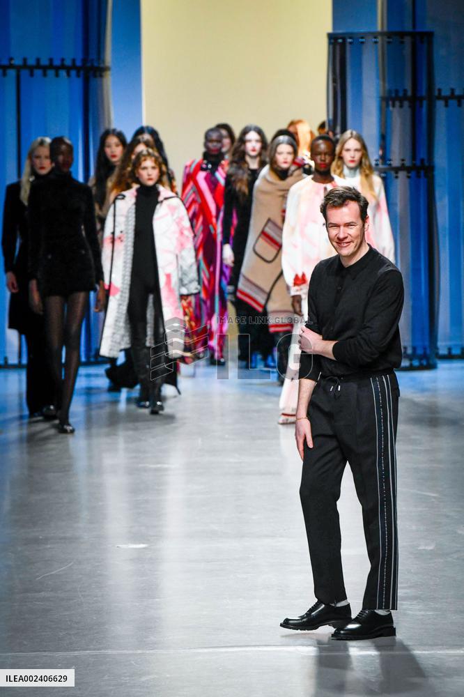 PFW - Leonard Paris Runway