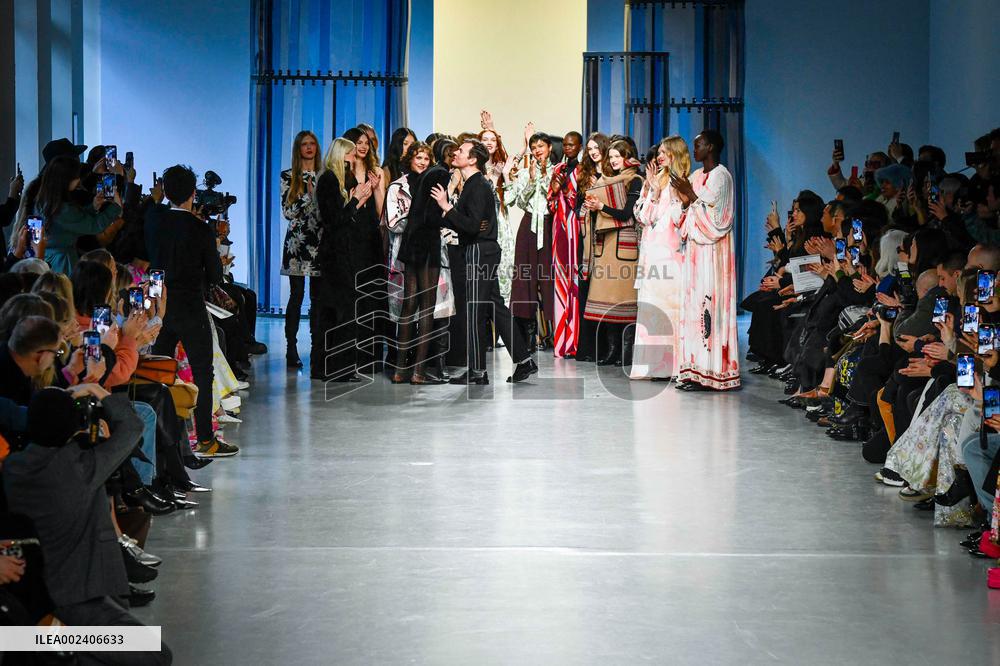 PFW - Leonard Paris Runway