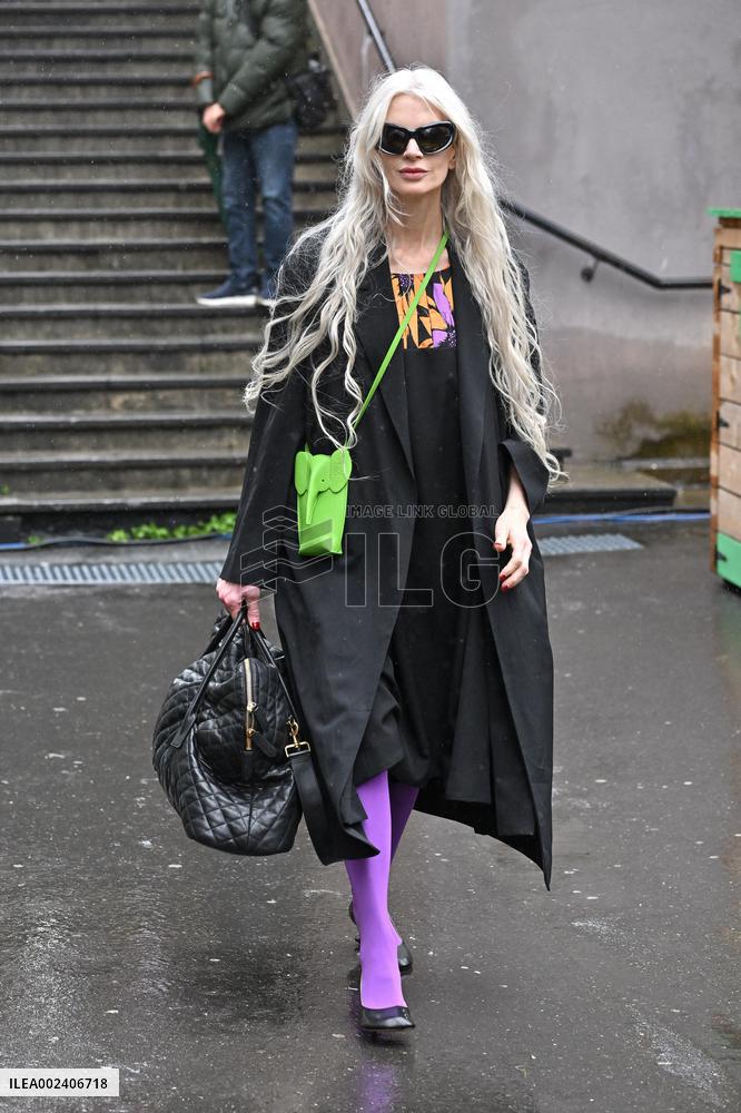 PFW Vivienne Westwood Outside Arrivals