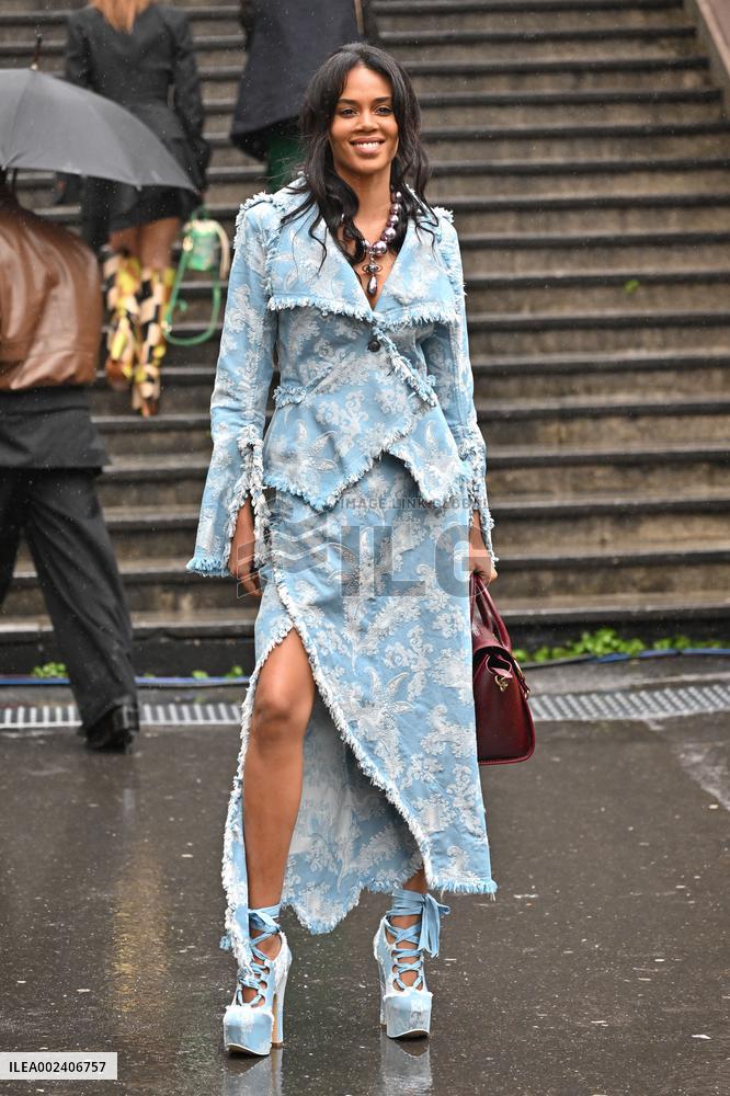 PFW Vivienne Westwood Outside Arrivals