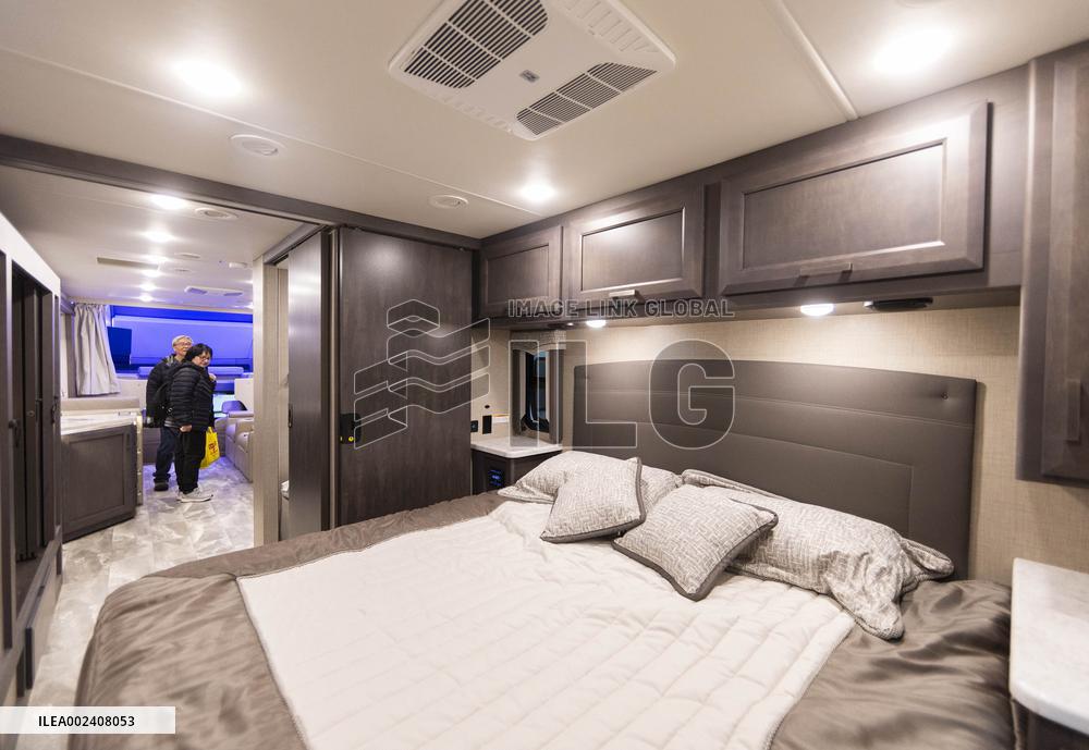 CANADA-MISSISSAUGA-SPRING CAMPING & RV SHOW