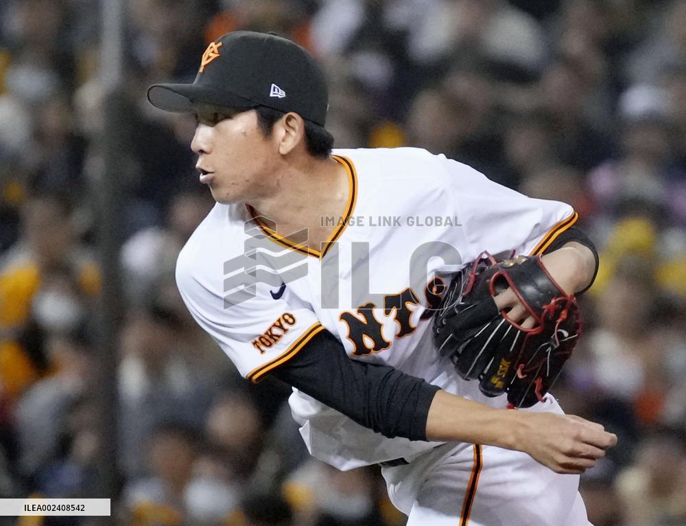 Baseball: Giants-CTBC Brothers friendly