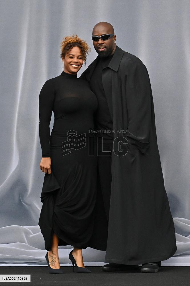 PFW Balenciaga Outside Arrivals