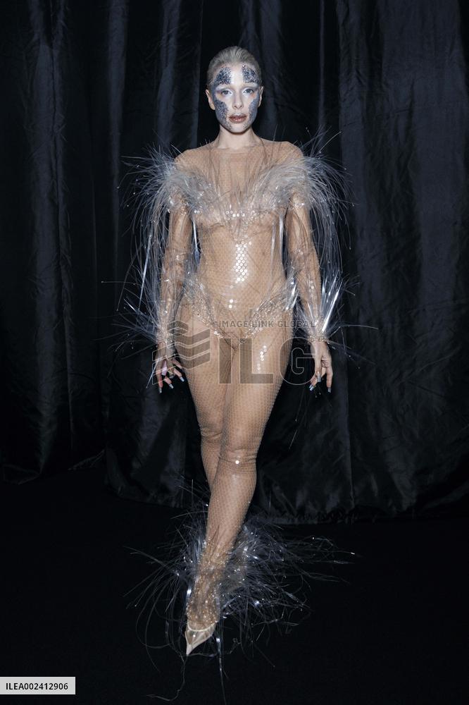 PFW - Mugler Front Row