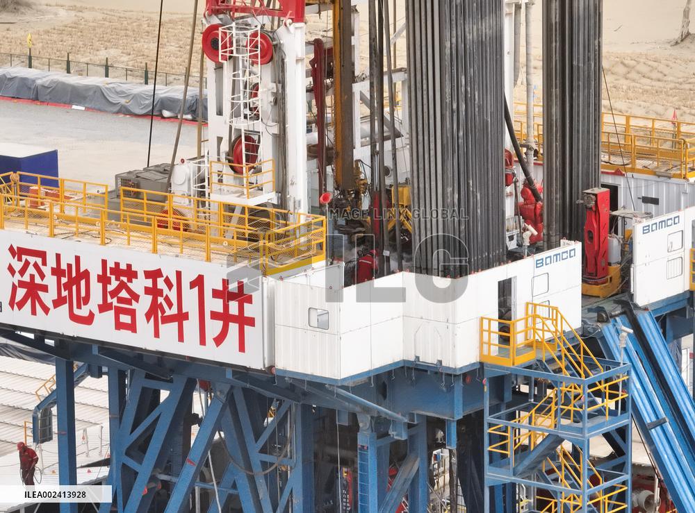 CHINA-XINJIANG-TAKLIMAKAN DESERT-DEEP-EARTH BOREHOLE DRILLING-10,000M (CN)