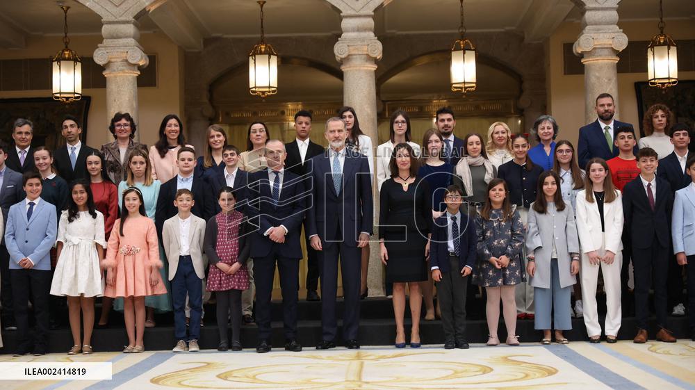 King Felipe Meets The ‘Que Es Un Rey Para Ti’ Contest Winners - Madrid