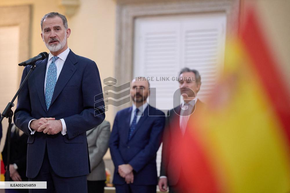 King Felipe Meets The ‘Que Es Un Rey Para Ti’ Contest Winners - Madrid