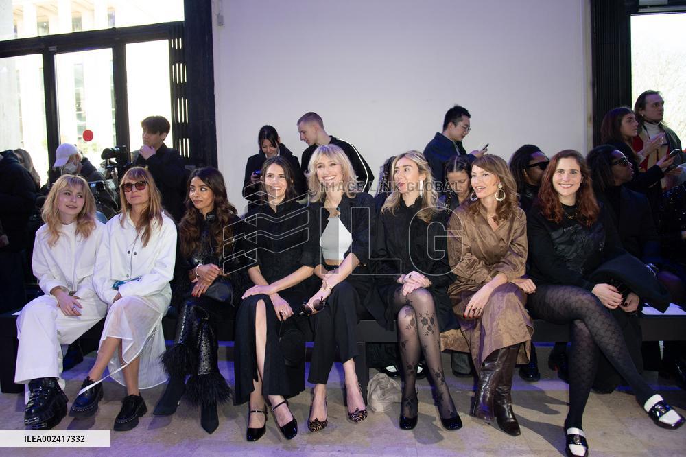PFW Shiatzy Chen Front Row