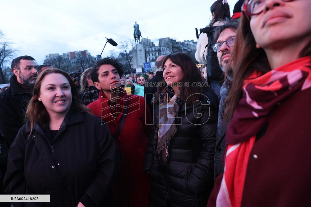 France Makes Abortion A Constitutional Right - Paris