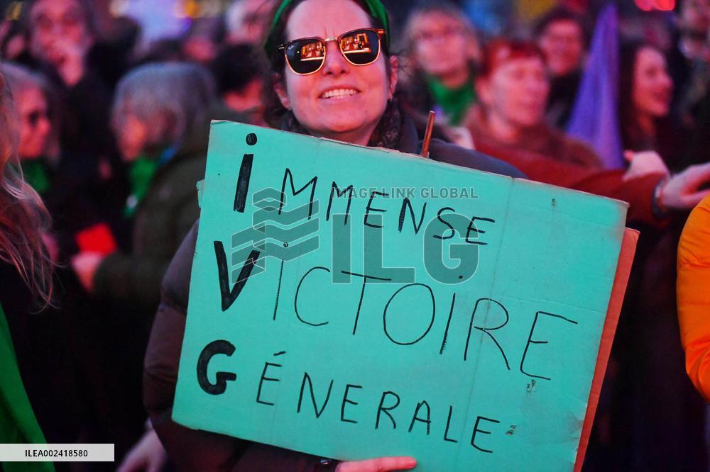 France Makes Abortion A Constitutional Right - Paris