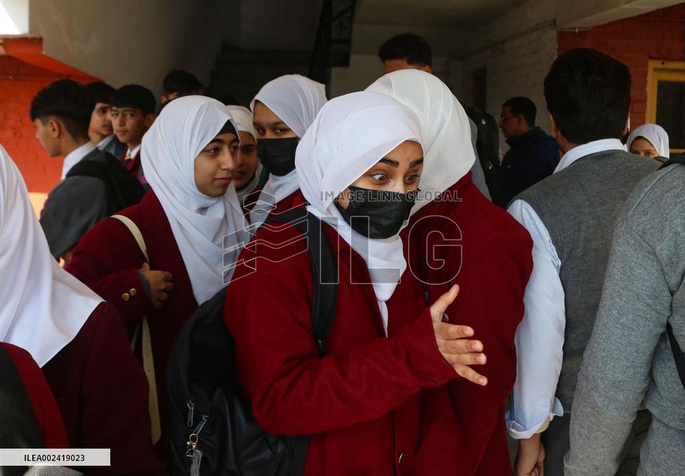 Back To School In Kashmir - India