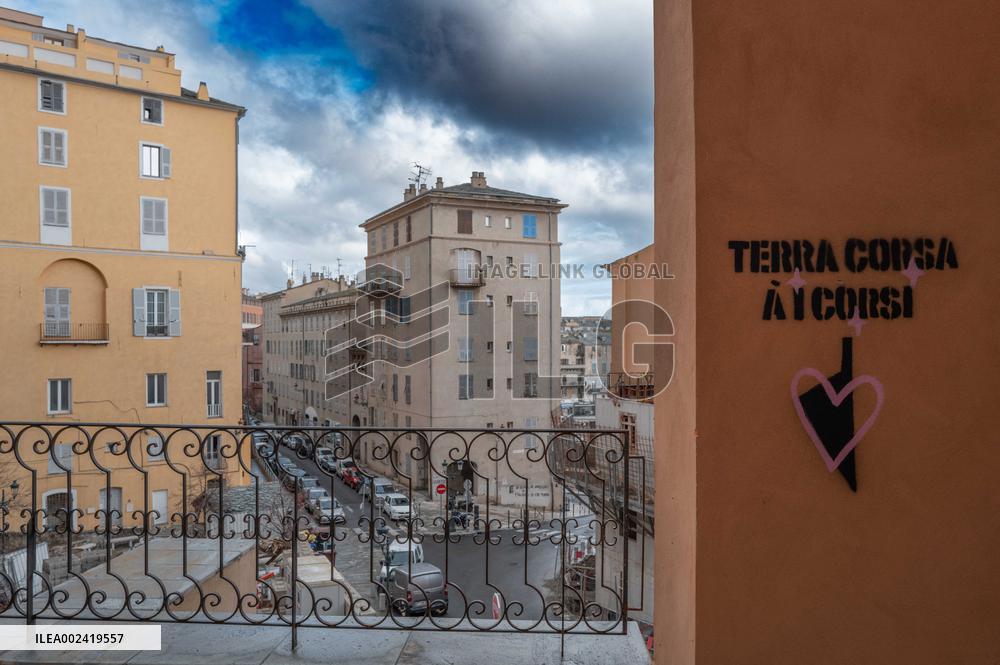 Independentist Graffiti Covers Walls - Bastia