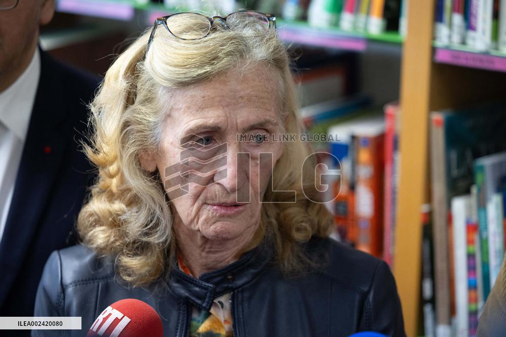 Nicole Belloubet visits the Maurice Ravel high school - Paris