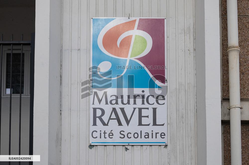Nicole Belloubet visits the Maurice Ravel high school - Paris