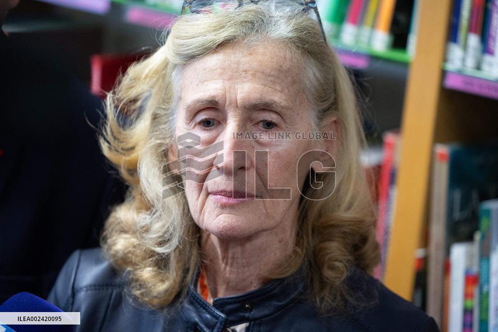 Nicole Belloubet visits the Maurice Ravel high school - Paris