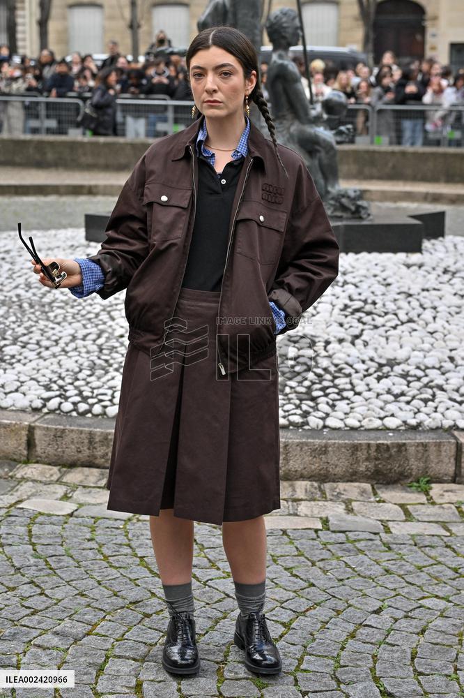 PFW Miu Miu Outside Arrivals