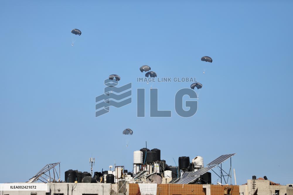 MIDEAST-GAZA-JORDAN-HUMANITARIAN AID-JOINT AIRDROPS